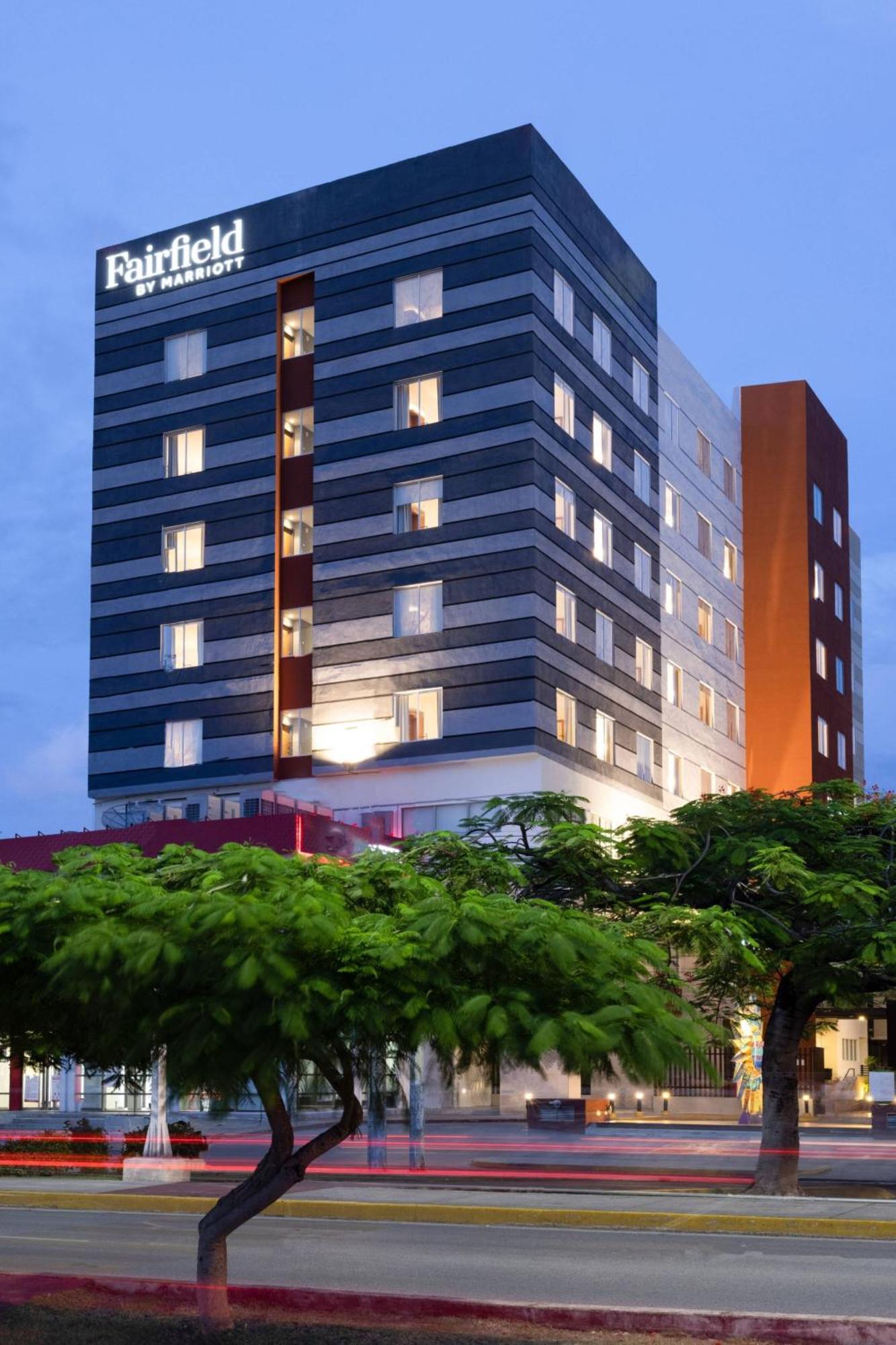 Fairfield By Marriott Inn & Suites Cancun Downtown Exteriör bild
